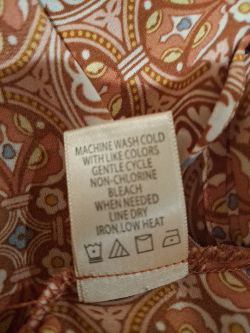Max Studio Rust and Cream Printed Tie-Front Top - Picture 10 of 16